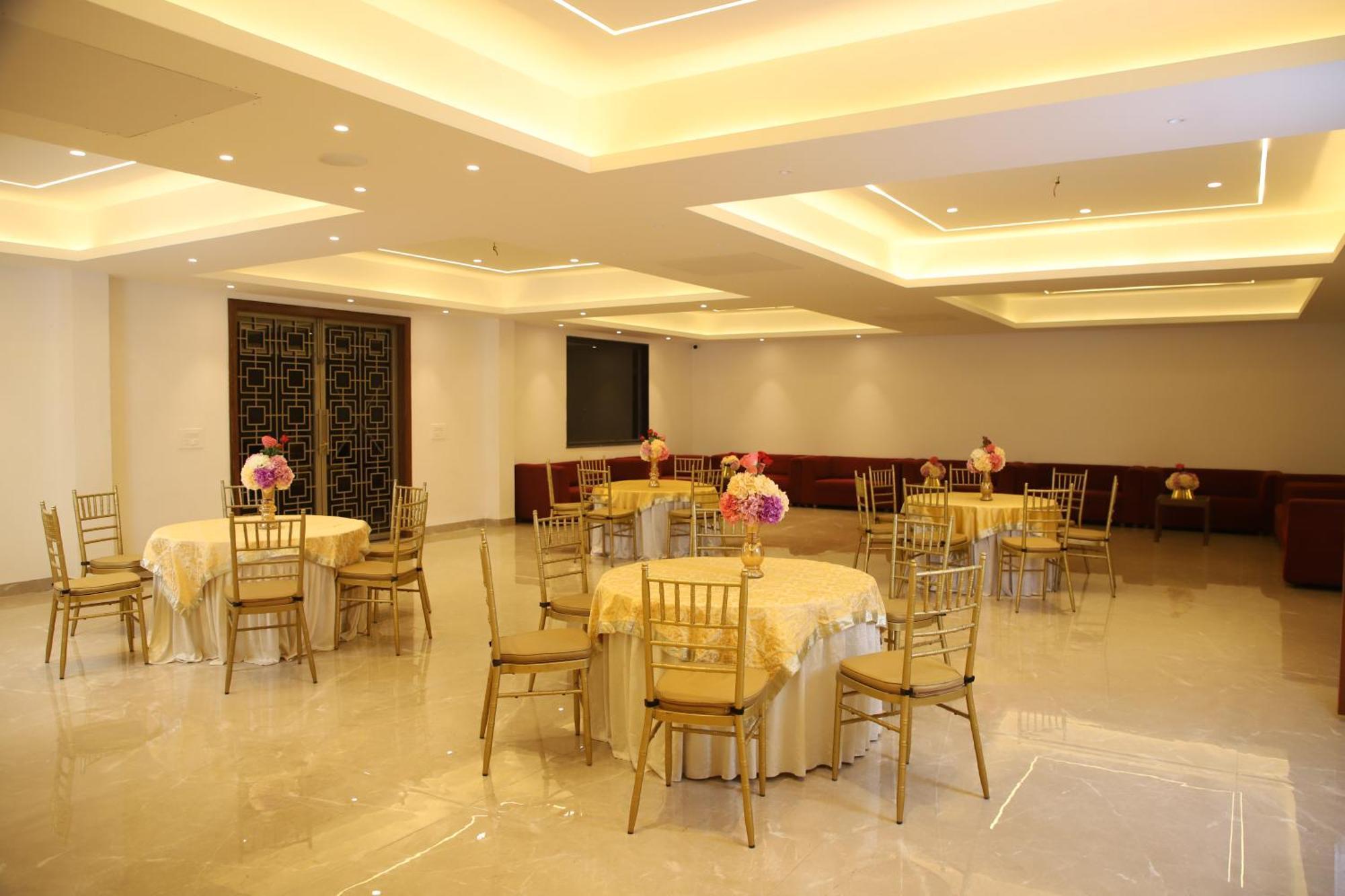 Pink Villa Boutique Hotel Meerut Eksteriør billede